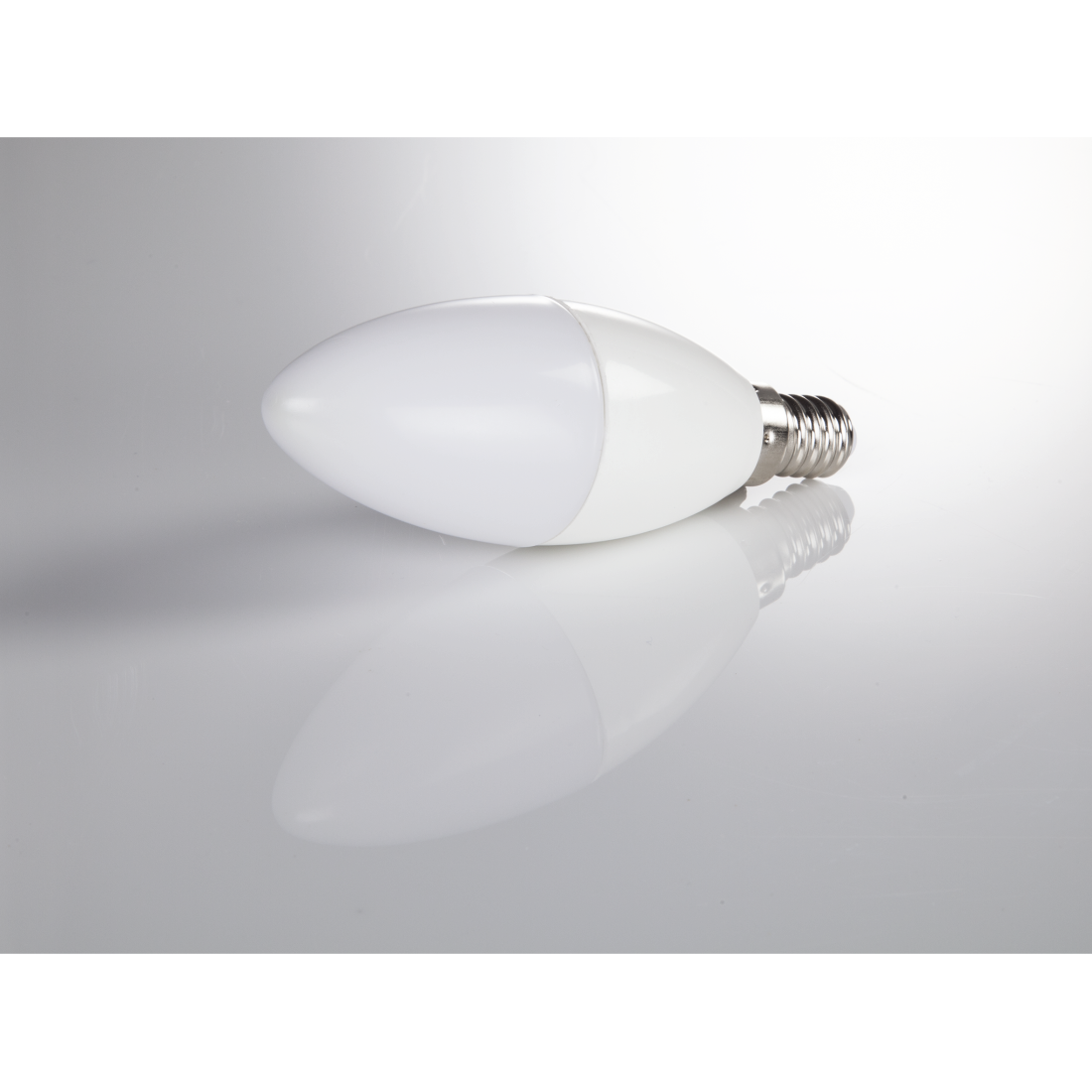 Xavax LED-Kerzenlampe E14 470lm | ersetzt 40W (warmweiß)