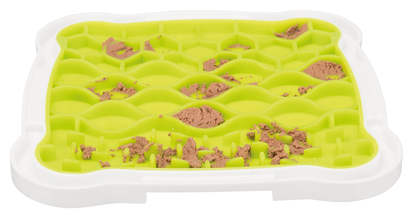 Trixie "Lick'n'Snack" Schleckplatte | 20 × 20 cm