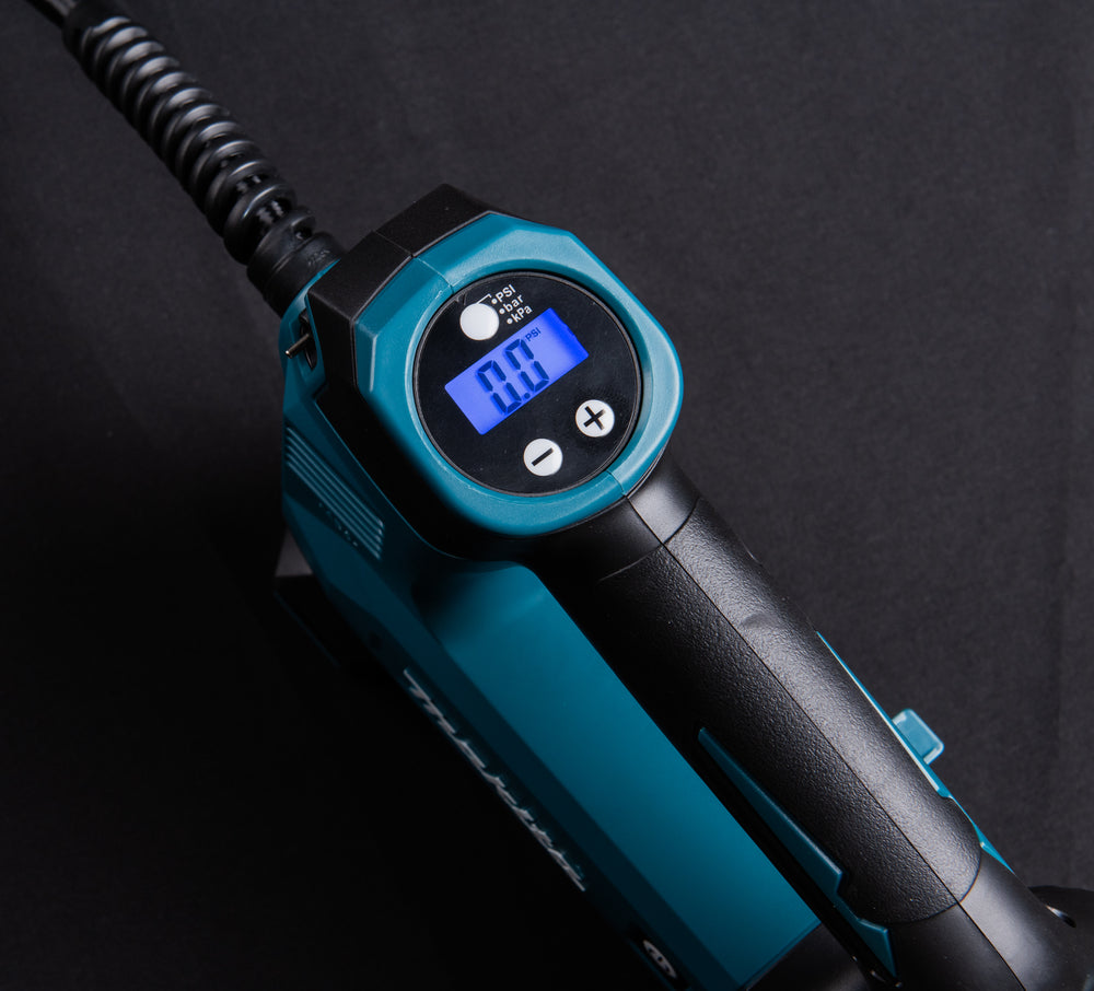 Makita Akku-Kompressor DMP180Z