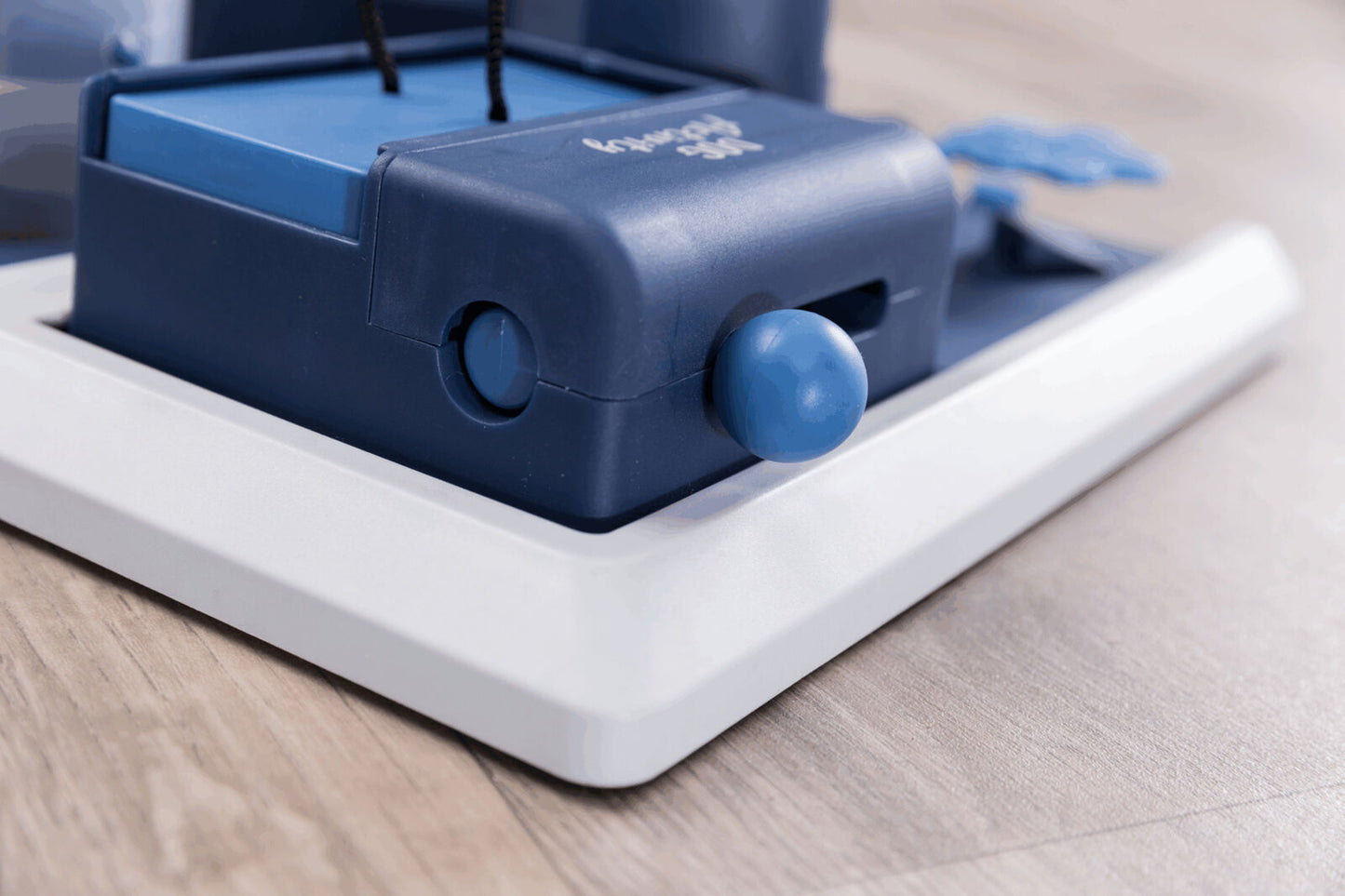 Trixie Strategie-Spiel "Poker Box 2" 31×31cm | Dog Activity