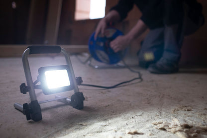 Mob. LED Strahler EL 750 M, 9,