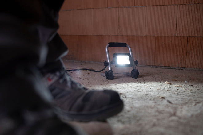 Mob. LED Strahler EL 750 M, 9,