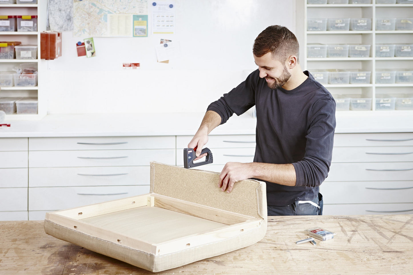 Handtacker J-11