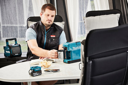 Makita Akku-Kaffeemaschine DCM501Z